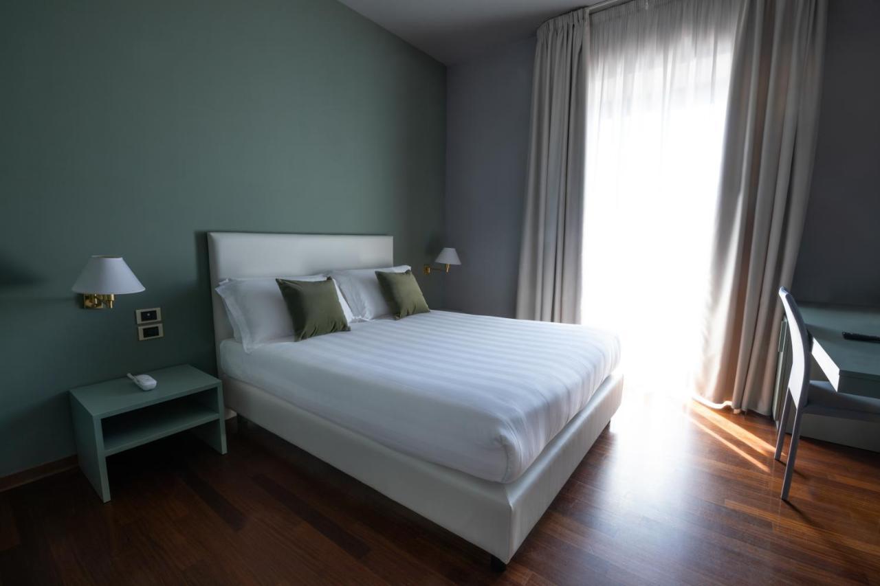 Hotel Enzo Порто-Реканаті Екстер'єр фото