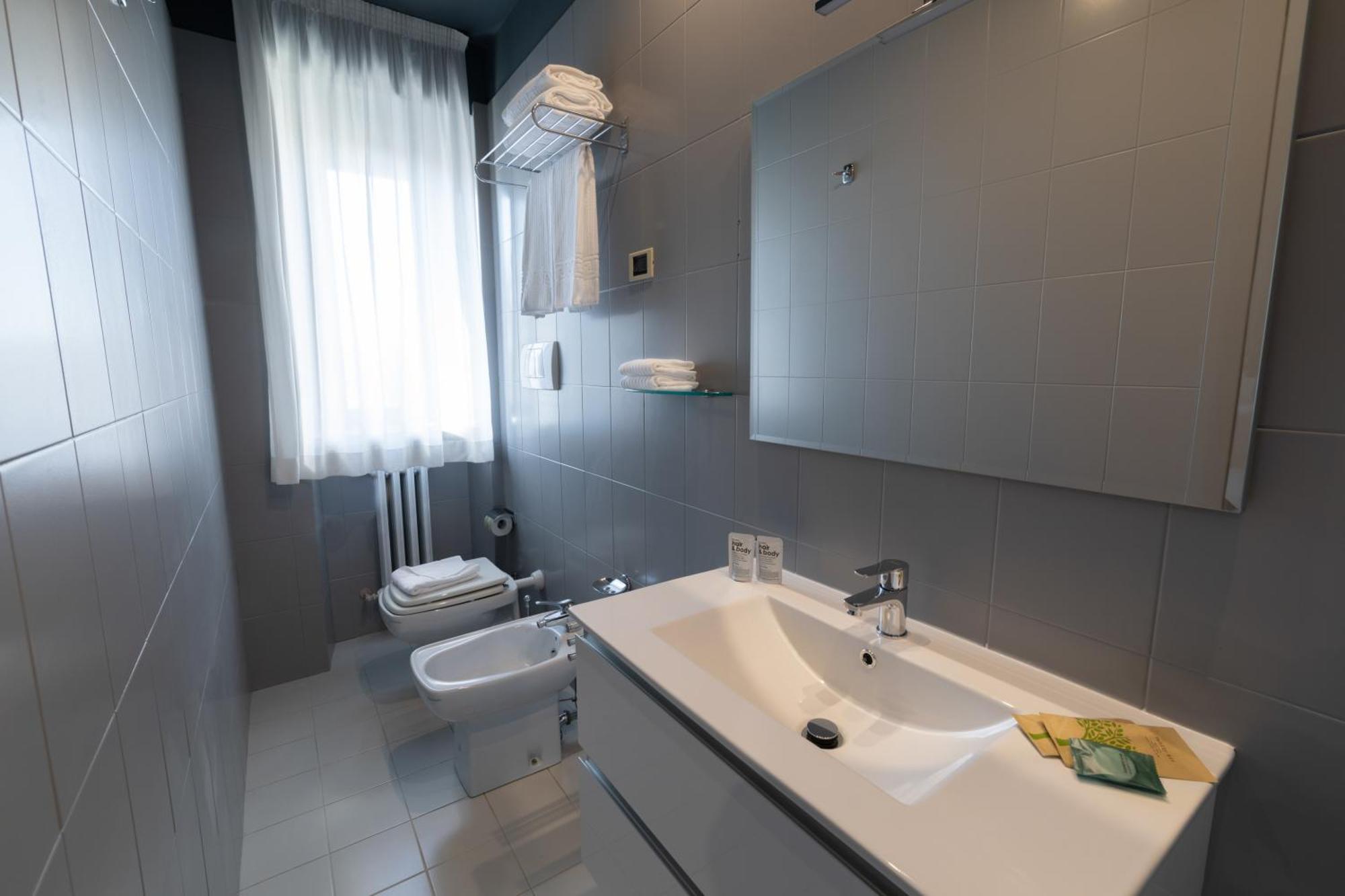 Hotel Enzo Порто-Реканаті Номер фото